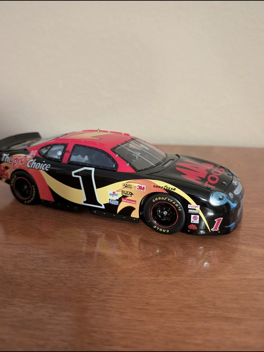 Mac Tools Ford #1, Collector's Club 1999 NASCAR Die-Cast Race Car
